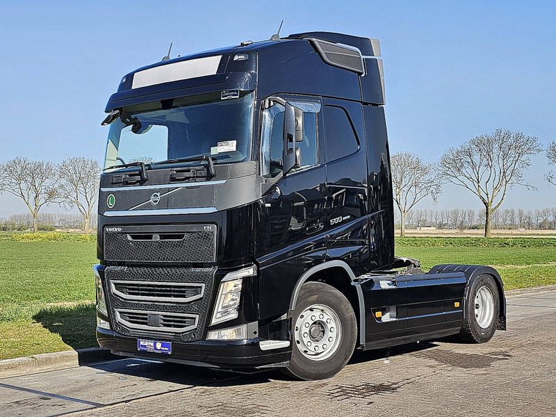 Volvo FH 500 LEATHER NAVI SKIRTS - Tractor: foto 2 Volvo FH 500 LEATHER NAVI SKIRTS - Tractor: foto 2