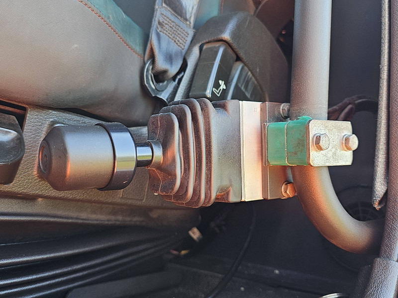 Locação financeira de Volvo FM 450 ALCOA PTO+HYDR. Volvo FM 450 ALCOA PTO+HYDR.: foto 15
