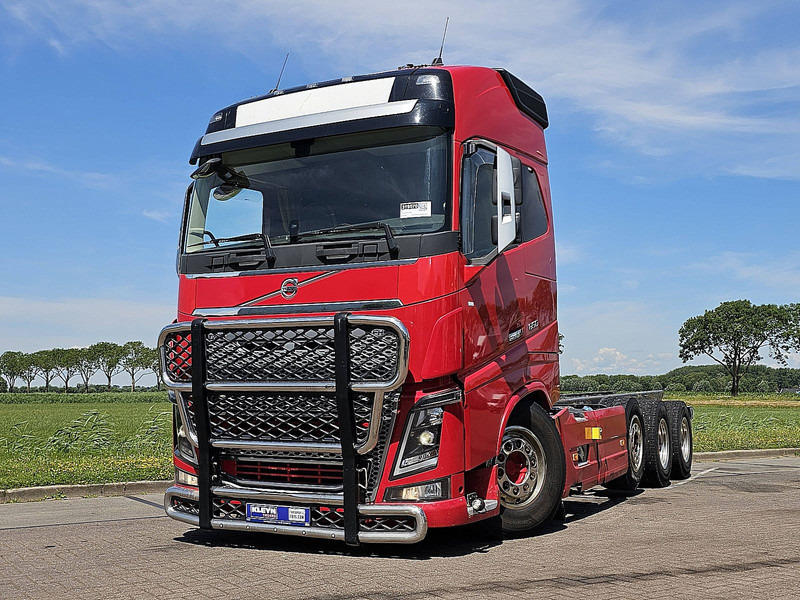 Volvo FH 650 8X4 RETARDER - Camião chassi: foto 1 Volvo FH 650 8X4 RETARDER - Camião chassi: foto 1