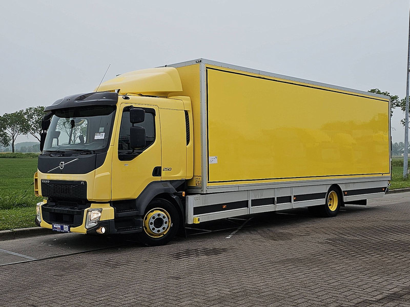 Volvo FL 250.12 AIRCO SIDE DOORS - Camião furgão: foto 2 Volvo FL 250.12 AIRCO SIDE DOORS - Camião furgão: foto 2