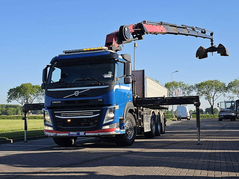 Volvo FM 460 8X2 HMF 3220 K6 - Camião de caixa aberta/ Plataforma, Camião grua: foto 1 Volvo FM 460 8X2 HMF 3220 K6 - Camião de caixa aberta/ Plataforma, Camião grua: foto 1
