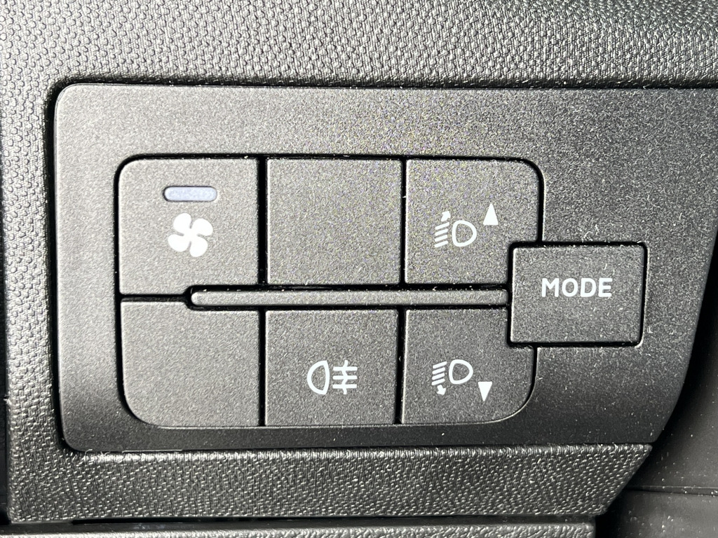 Citroën Jumper 4X4 Dangel Live Klima 8-Sitzer Rollstuhl - Automóvel: foto 4 Citroën Jumper 4X4 Dangel Live Klima 8-Sitzer Rollstuhl - Automóvel: foto 4