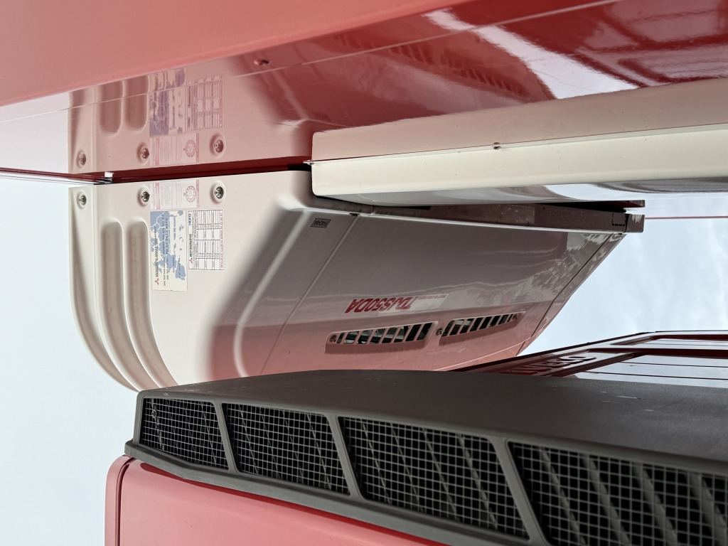 Iveco Stralis AD190S31 7,7m Mitsubishi TDJS50DA Diesel - Camião frigorífico: foto 5 Iveco Stralis AD190S31 7,7m Mitsubishi TDJS50DA Diesel - Camião frigorífico: foto 5