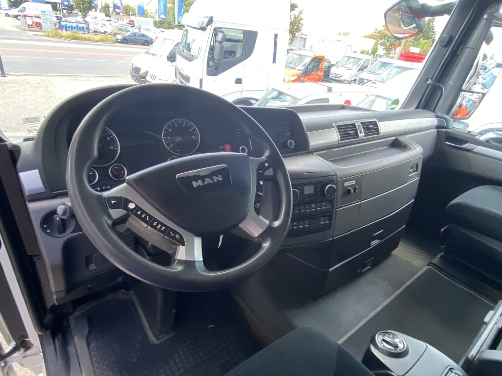 Locação financeira de MAN TGX 26.440 E6 KlimaRetarder32m³ Silo Kompressor MAN TGX 26.440 E6 KlimaRetarder32m³ Silo Kompressor: foto 13