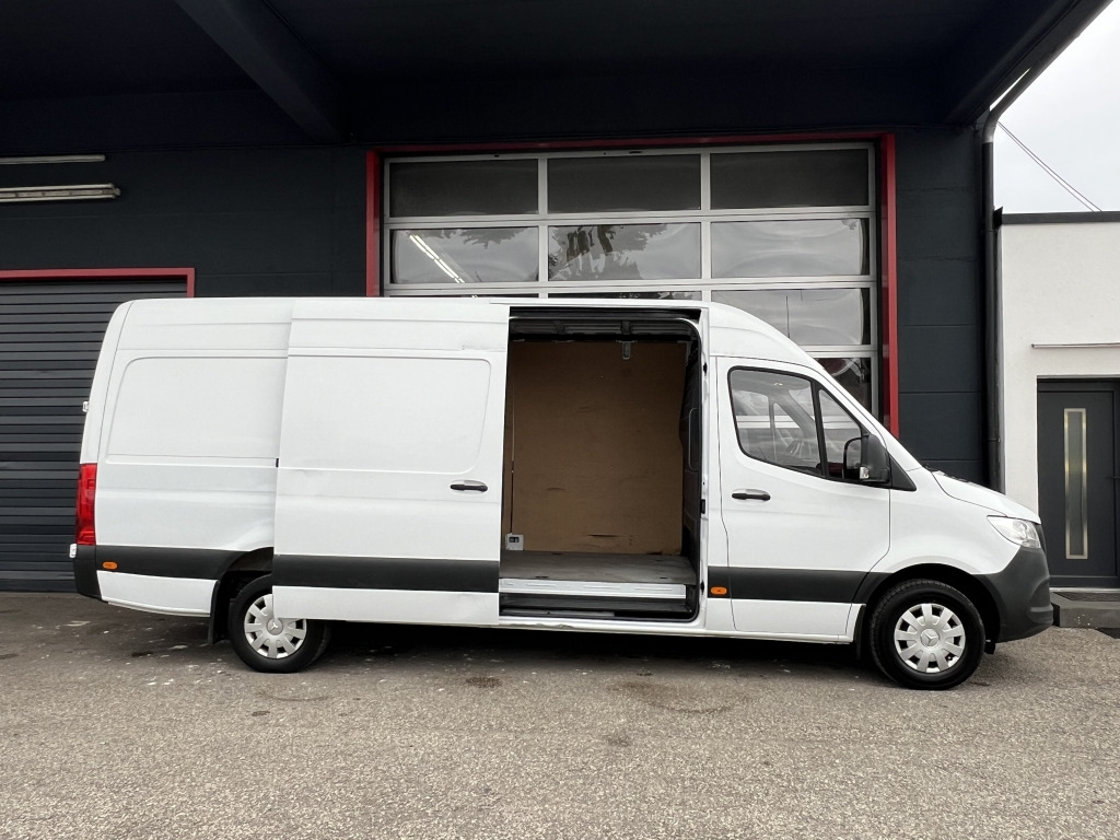 Mercedes-Benz Sprinter 315 CDI Klima Tempomat 3-Sitze 77.000km - Furgão: foto 3 Mercedes-Benz Sprinter 315 CDI Klima Tempomat 3-Sitze 77.000km - Furgão: foto 3