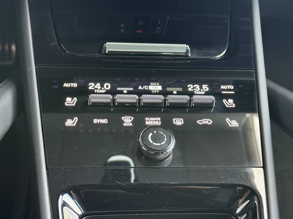 Porsche Cayenne S E-Hybrid InnoDrive HA-Lenk PDCC Burmes - SUV: foto 4 Porsche Cayenne S E-Hybrid InnoDrive HA-Lenk PDCC Burmes - SUV: foto 4