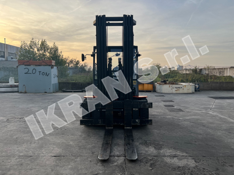 Toyota TRAIGO HT 85 8FBMHT85 - Empilhador elétrico: foto 4 Toyota TRAIGO HT 85 8FBMHT85 - Empilhador elétrico: foto 4