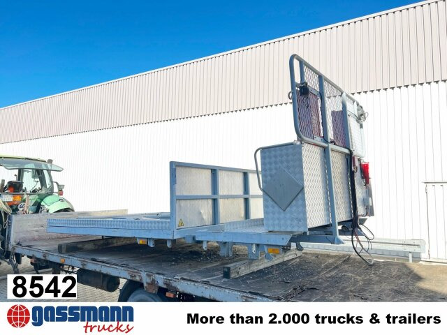 BMI Pritschenaufbau mit Staukästen - Carroçaria de caixa aberta: foto 1 BMI Pritschenaufbau mit Staukästen - Carroçaria de caixa aberta: foto 1