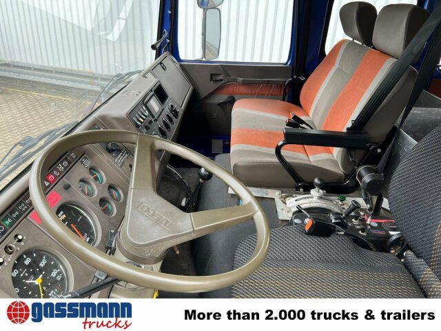 Iveco 120-23 AW 4x4 Doka, V8-Motor, Gerätewagen, - Carro de bombeiro: foto 4 Iveco 120-23 AW 4x4 Doka, V8-Motor, Gerätewagen, - Carro de bombeiro: foto 4