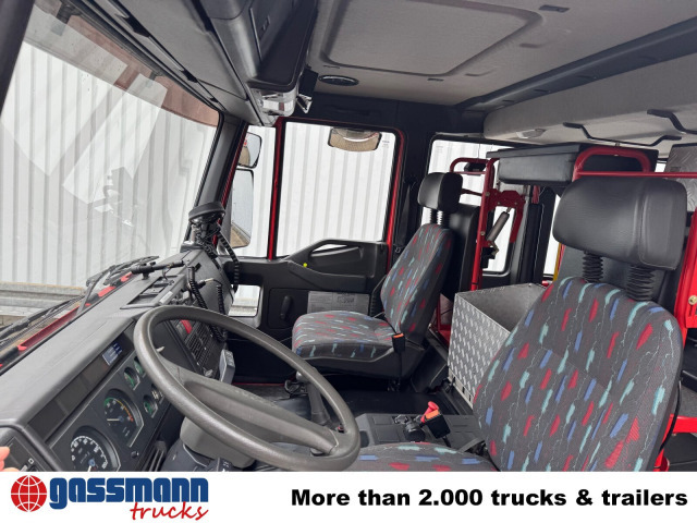 Iveco EuroFire FF 100 E 21 WR tector 4x4 Doka, LF 8/6 - Carro de bombeiro: foto 4 Iveco EuroFire FF 100 E 21 WR tector 4x4 Doka, LF 8/6 - Carro de bombeiro: foto 4