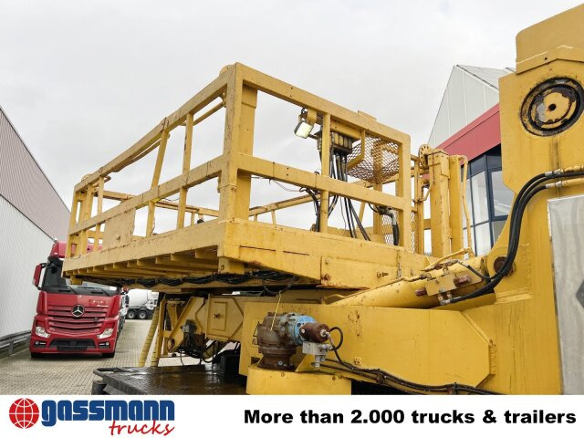 Camião cisterna, Camião grua Iveco Trakker AD260T36 6x4, AMV Hubsteiger +: foto 14