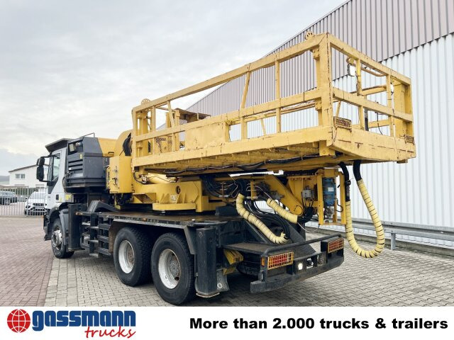 Camião cisterna, Camião grua Iveco Trakker AD260T36 6x4, AMV Hubsteiger +: foto 11