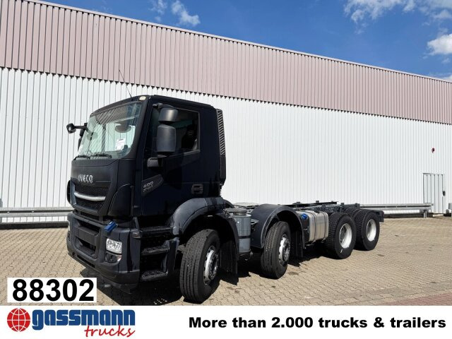 Iveco X-Way AD360X40Z/P 8x4 - Camião chassi: foto 1 Iveco X-Way AD360X40Z/P 8x4 - Camião chassi: foto 1