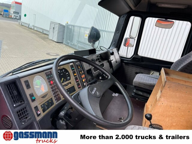 MAN 14.224 F 4x2 BB Doka, LF 16/18 - Carro de bombeiro: foto 5 MAN 14.224 F 4x2 BB Doka, LF 16/18 - Carro de bombeiro: foto 5