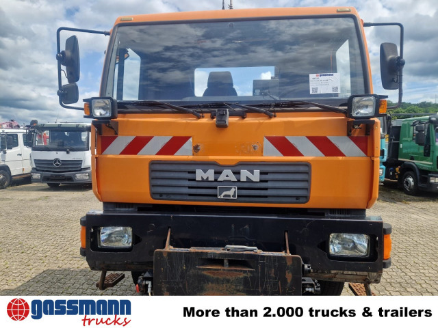 MAN 14.225 LAK 4x4 BB, Winterdienstausstattung - Camião basculante: foto 4 MAN 14.225 LAK 4x4 BB, Winterdienstausstattung - Camião basculante: foto 4