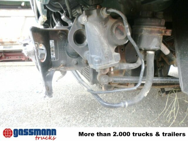 MAN L33 8.180 C 4x2, Unfallfahrzeug mit - Camião furgão: foto 5 MAN L33 8.180 C 4x2, Unfallfahrzeug mit - Camião furgão: foto 5