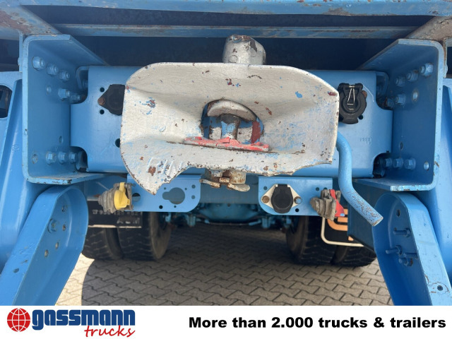 MAN TGA 26.310 6X6 BB mit Kran HMF 1253-K4, Funk - Camião de caixa aberta/ Plataforma, Camião grua: foto 2 MAN TGA 26.310 6X6 BB mit Kran HMF 1253-K4, Funk - Camião de caixa aberta/ Plataforma, Camião grua: foto 2