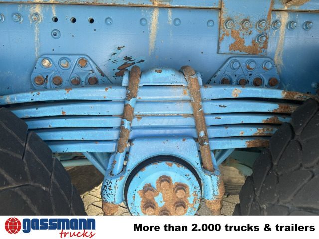 MAN TGA 26.310 6X6 BB mit Kran HMF 1253-K4, Funk - Camião de caixa aberta/ Plataforma, Camião grua: foto 4 MAN TGA 26.310 6X6 BB mit Kran HMF 1253-K4, Funk - Camião de caixa aberta/ Plataforma, Camião grua: foto 4