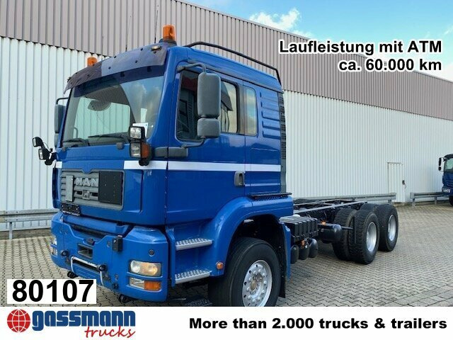 MAN TGA 26.480 6x4 FDLK, Winterdienstausstattung - Camião chassi: foto 1 MAN TGA 26.480 6x4 FDLK, Winterdienstausstattung - Camião chassi: foto 1