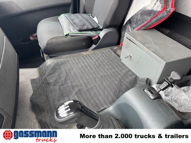 MAN TGM 15.250 4x2 LL, Getränkekoffer, Navi - Camião furgão: foto 4 MAN TGM 15.250 4x2 LL, Getränkekoffer, Navi - Camião furgão: foto 4