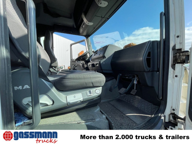 MAN TGM 18.330 4X2 LL, Fahrschulausstattung - Camião transportador de contêineres/ Caixa móvel: foto 5 MAN TGM 18.330 4X2 LL, Fahrschulausstattung - Camião transportador de contêineres/ Caixa móvel: foto 5