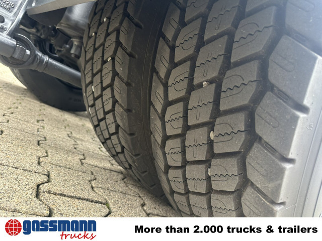 MAN TGX 18.360 4X2 LL, Fahrschule - Camião transportador de contêineres/ Caixa móvel: foto 2 MAN TGX 18.360 4X2 LL, Fahrschule - Camião transportador de contêineres/ Caixa móvel: foto 2