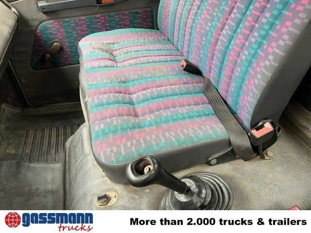 Mercedes-Benz 811 K 4x2 - Camião basculante: foto 4 Mercedes-Benz 811 K 4x2 - Camião basculante: foto 4