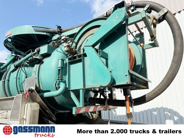 Mercedes-Benz Actros 3348 6x4, V8, Kroll Saug-/Spülwagen ca. - Varredora urbana: foto 4 Mercedes-Benz Actros 3348 6x4, V8, Kroll Saug-/Spülwagen ca. - Varredora urbana: foto 4