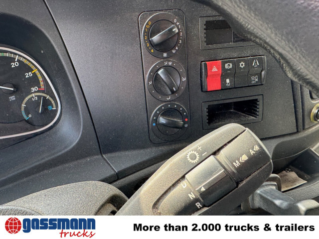 Mercedes-Benz Atego 1221 L 4x2 mit LBW BÄR - Camião de caixa aberta/ Plataforma: foto 2 Mercedes-Benz Atego 1221 L 4x2 mit LBW BÄR - Camião de caixa aberta/ Plataforma: foto 2