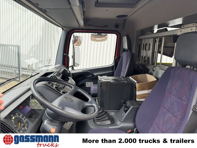 Mercedes-Benz Atego 1325 4x4, 8+1 Sitze, LF 16/12 - Carro de bombeiro: foto 5 Mercedes-Benz Atego 1325 4x4, 8+1 Sitze, LF 16/12 - Carro de bombeiro: foto 5