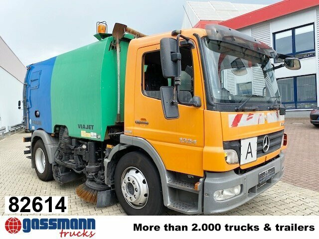 Mercedes-Benz Atego 1524 L 4x2 Kehrmaschine FAUN Viajet - Varredora urbana: foto 1 Mercedes-Benz Atego 1524 L 4x2 Kehrmaschine FAUN Viajet - Varredora urbana: foto 1