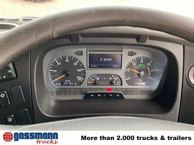 Mercedes-Benz Atego 1524 L 4x2 Kehrmaschine FAUN Viajet - Varredora urbana: foto 4 Mercedes-Benz Atego 1524 L 4x2 Kehrmaschine FAUN Viajet - Varredora urbana: foto 4