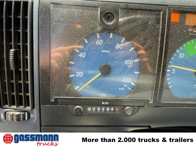 Mercedes-Benz Atego 917 4x4, LF 10, Einzelbereifung, AT-Motor - Carro de bombeiro: foto 5 Mercedes-Benz Atego 917 4x4, LF 10, Einzelbereifung, AT-Motor - Carro de bombeiro: foto 5