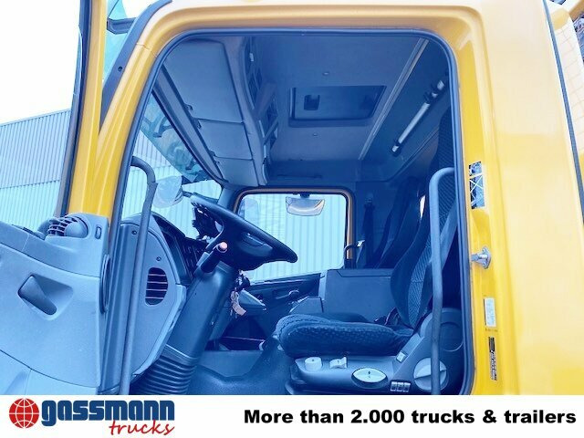 Mercedes-Benz Axor 1833 L 4x2 mit Heckkran Hiab XS 133 K-2 - Camião de caixa aberta/ Plataforma, Camião grua: foto 2 Mercedes-Benz Axor 1833 L 4x2 mit Heckkran Hiab XS 133 K-2 - Camião de caixa aberta/ Plataforma, Camião grua: foto 2