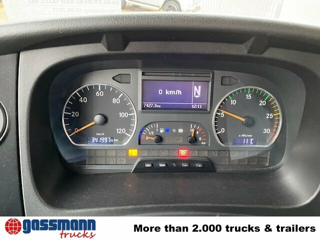 Mercedes-Benz Axor 1833 L 4x2 mit Heckkran Hiab XS 133 K-2 - Camião de caixa aberta/ Plataforma, Camião grua: foto 4 Mercedes-Benz Axor 1833 L 4x2 mit Heckkran Hiab XS 133 K-2 - Camião de caixa aberta/ Plataforma, Camião grua: foto 4