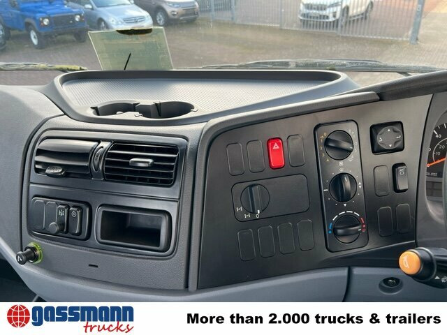 Mercedes-Benz Axor 2633 K 6x4 RHD - Camião chassi: foto 4 Mercedes-Benz Axor 2633 K 6x4 RHD - Camião chassi: foto 4