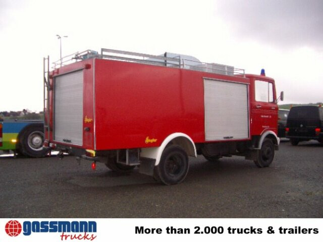 Mercedes-Benz LP 813 4x2 Löschfahrzeug mit Wasserbehälter - Carro de bombeiro: foto 5 Mercedes-Benz LP 813 4x2 Löschfahrzeug mit Wasserbehälter - Carro de bombeiro: foto 5