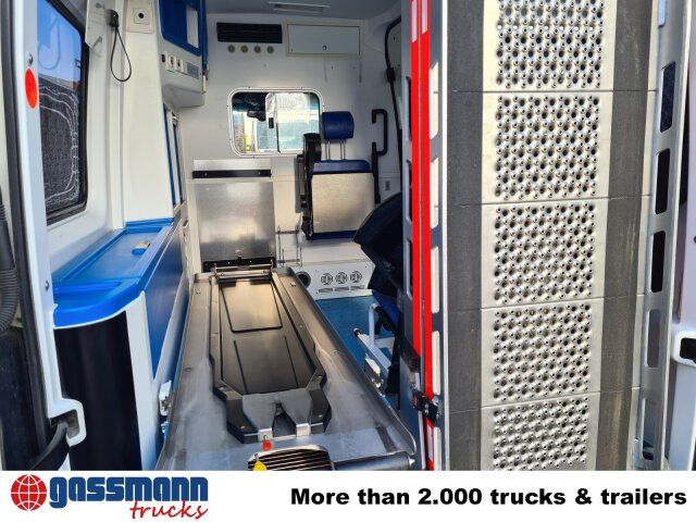 Mercedes-Benz Sprinter 313 CDI 4x2, EEV, Krankenwagen - Furgão: foto 4 Mercedes-Benz Sprinter 313 CDI 4x2, EEV, Krankenwagen - Furgão: foto 4