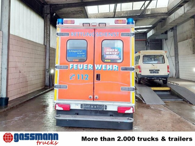 Mercedes-Benz Sprinter 515 CDI 4x2, Rettungswagen, Retarder - Furgão: foto 4 Mercedes-Benz Sprinter 515 CDI 4x2, Rettungswagen, Retarder - Furgão: foto 4