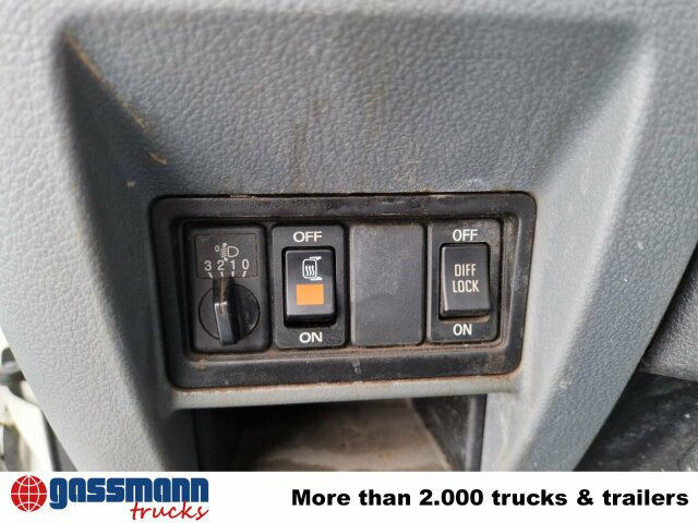 Renault D 180.75 4x2 mit Kran Palfinger PK6001 - Camião de caixa aberta/ Plataforma, Camião grua: foto 2 Renault D 180.75 4x2 mit Kran Palfinger PK6001 - Camião de caixa aberta/ Plataforma, Camião grua: foto 2