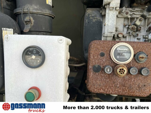 Renault Midliner S170 4x4, 6000l Wassertank - Camião cisterna: foto 2 Renault Midliner S170 4x4, 6000l Wassertank - Camião cisterna: foto 2