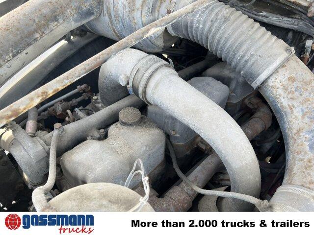 Saurer V5 4x2 - Camião de caixa aberta/ Plataforma: foto 4 Saurer V5 4x2 - Camião de caixa aberta/ Plataforma: foto 4