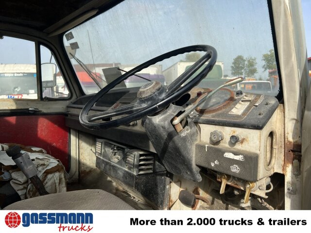 Saurer V5 4x2 - Camião chassi: foto 4 Saurer V5 4x2 - Camião chassi: foto 4