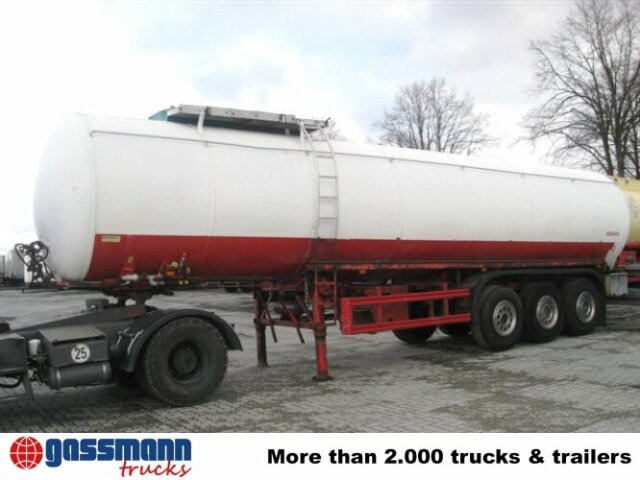 Schmitz Cargobull Stahltank - Semi-reboque cisterna: foto 2 Schmitz Cargobull Stahltank - Semi-reboque cisterna: foto 2