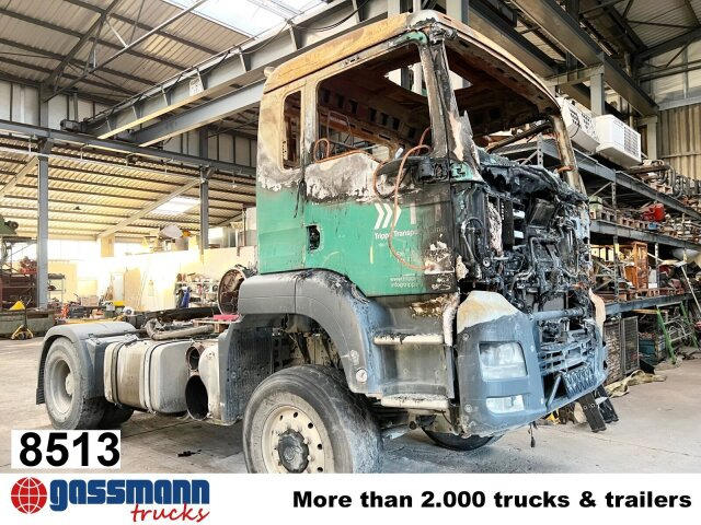 MAN TGS 18.480 4x4 BLS, VORDERACHSE, BRANDSCHADEN - Tractor: foto 1 MAN TGS 18.480 4x4 BLS, VORDERACHSE, BRANDSCHADEN - Tractor: foto 1