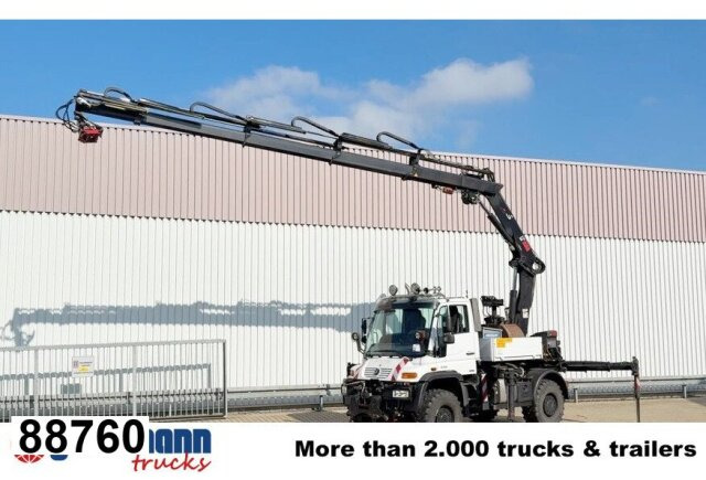 Unimog U400 4x4, Frontzapfwelle, Heckkran Hiab XS - Camião de caixa aberta/ Plataforma, Camião grua: foto 1 Unimog U400 4x4, Frontzapfwelle, Heckkran Hiab XS - Camião de caixa aberta/ Plataforma, Camião grua: foto 1