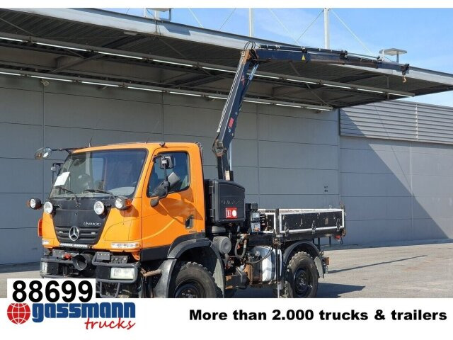 Unimog U 20 4x4, Zapfwelle, Kran Hiab 022D-3 HiDuo, - Veículo comercial: foto 1 Unimog U 20 4x4, Zapfwelle, Kran Hiab 022D-3 HiDuo, - Veículo comercial: foto 1