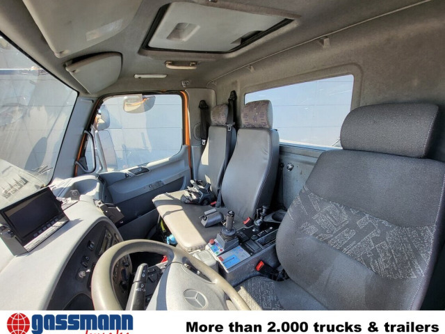 Unimog U 20 4x4, Zapfwelle, Kran Hiab 022D-3 HiDuo, - Veículo comercial: foto 2 Unimog U 20 4x4, Zapfwelle, Kran Hiab 022D-3 HiDuo, - Veículo comercial: foto 2