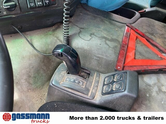 Volvo FM12-420 4x2 mit Heckkran Jonsered 1090, - Camião basculante, Camião grua: foto 5 Volvo FM12-420 4x2 mit Heckkran Jonsered 1090, - Camião basculante, Camião grua: foto 5