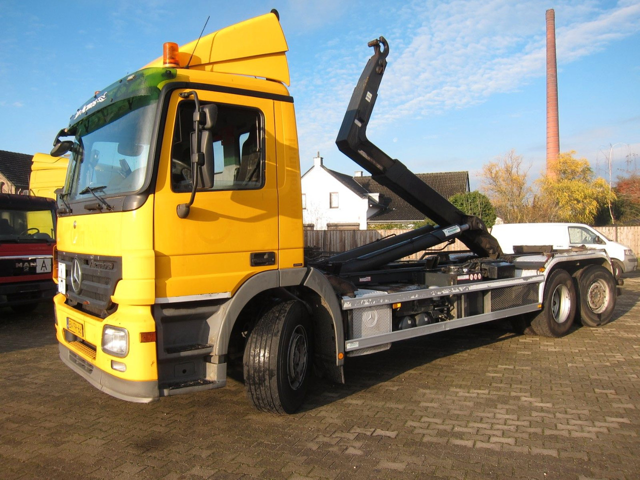 Mercedes-Benz Actros 2536 L 6X2*4 Hiab Multilift 470tkm - Camião polibenne: foto 2 Mercedes-Benz Actros 2536 L 6X2*4 Hiab Multilift 470tkm - Camião polibenne: foto 2
